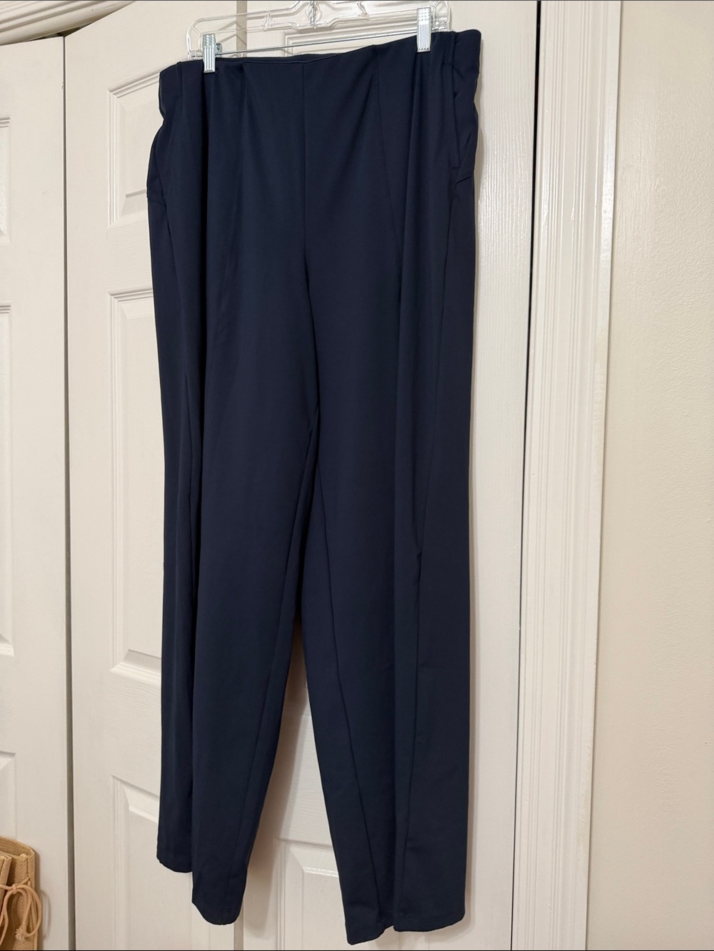 Old Navy women’s power soft Classic Navy Dress Pants